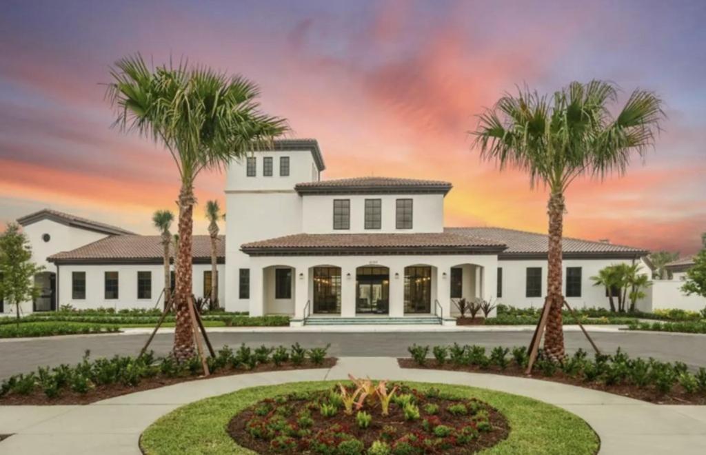 5 Bedrooms-4 Bathrooms- Windsor Westside 8924 Pw Kissimmee Exterior foto